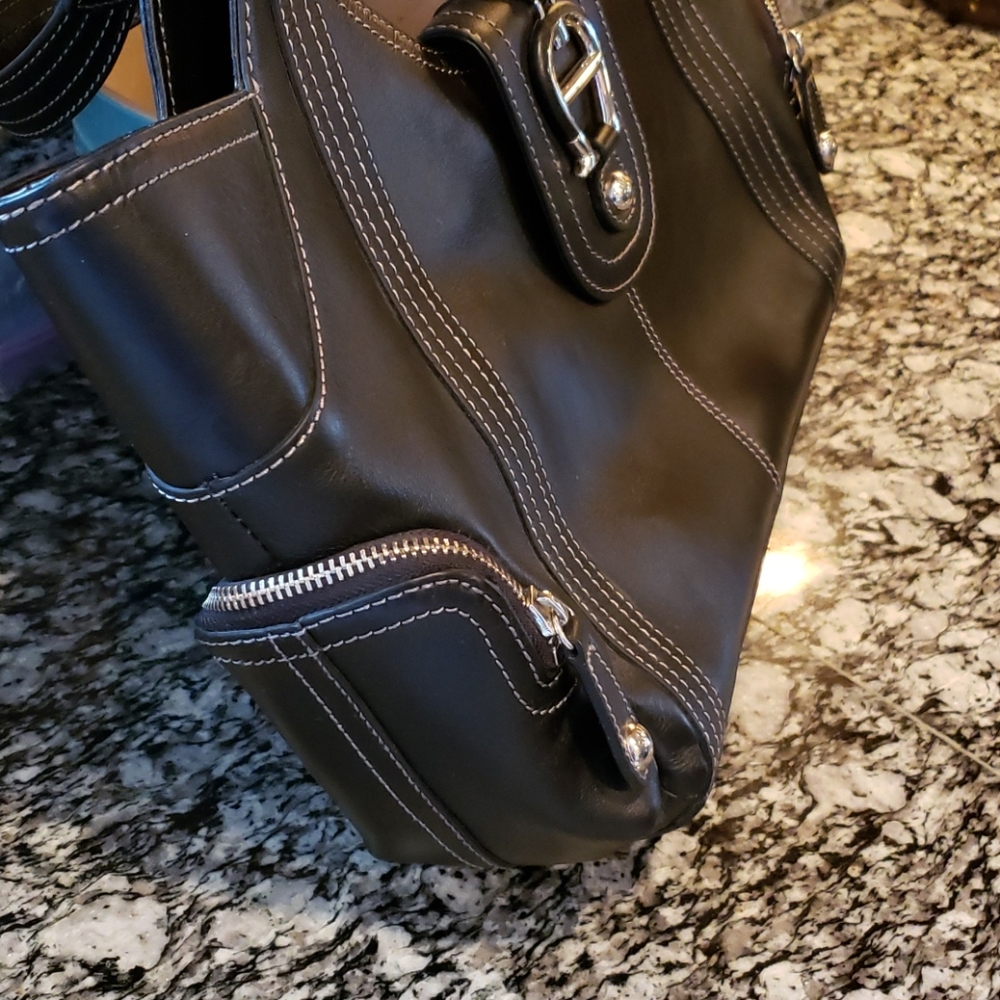 Handbag - Picture 5 of 5